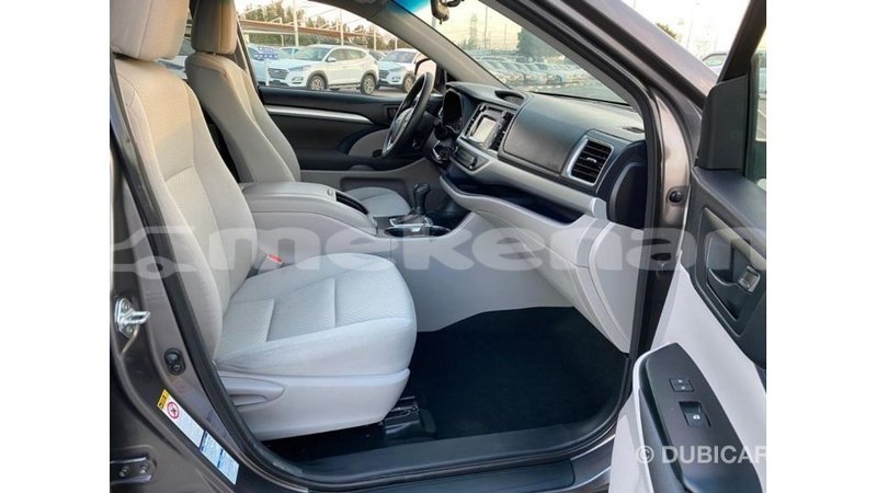 Big with watermark toyota highlander aragatsotn import dubai 2979