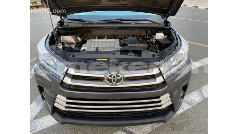 Big with watermark toyota highlander aragatsotn import dubai 2979