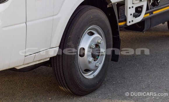 Buy Import Kia Carens White Car in Import - Dubai in Aragatsotn Buy Import Kia Carens White Car in Import - Dubai in Aragatsotn