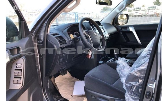 Buy Import Toyota Prado Black Car in Import - Dubai in Aragatsotn Buy Import Toyota Prado Black Car in Import - Dubai in Aragatsotn