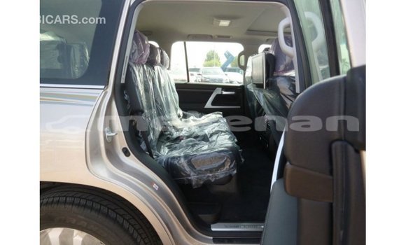 Buy Import Toyota Land Cruiser Other Car in Import - Dubai in Aragatsotn Buy Import Toyota Land Cruiser Other Car in Import - Dubai in Aragatsotn