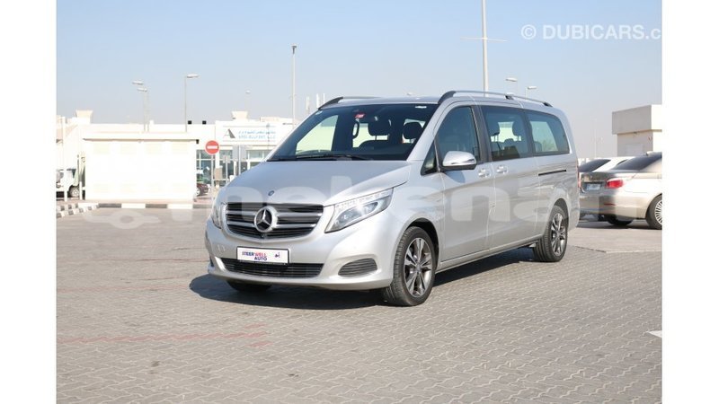 Big with watermark mercedes benz 250 aragatsotn import dubai 2995