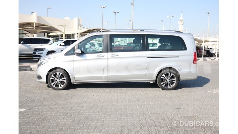 Big with watermark mercedes benz 250 aragatsotn import dubai 2995