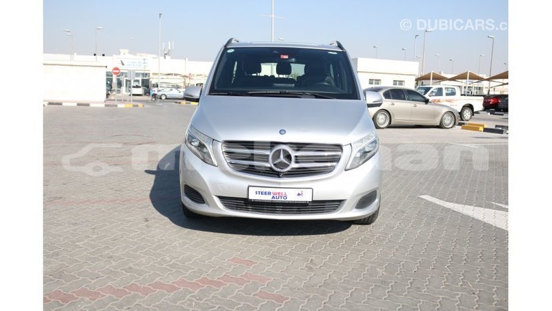 Big with watermark mercedes benz 250 aragatsotn import dubai 2995