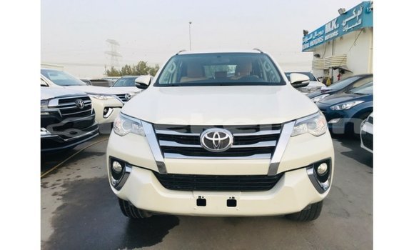 Buy Import Toyota Fortuner White Car in Import - Dubai in Aragatsotn Buy Import Toyota Fortuner White Car in Import - Dubai in Aragatsotn