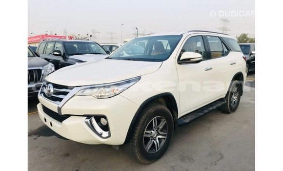 Buy Import Toyota Fortuner White Car in Import - Dubai in Aragatsotn Buy Import Toyota Fortuner White Car in Import - Dubai in Aragatsotn