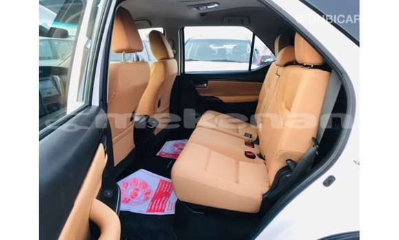 Buy Import Toyota Fortuner White Car in Import - Dubai in Aragatsotn Buy Import Toyota Fortuner White Car in Import - Dubai in Aragatsotn