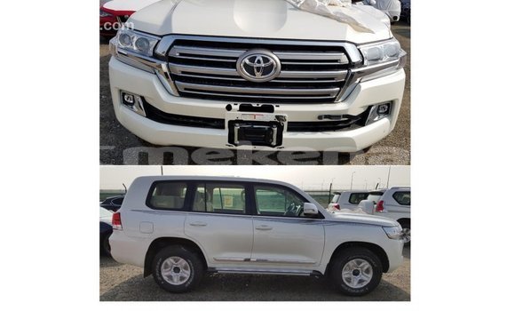Buy Import Toyota Land Cruiser White Car in Import - Dubai in Aragatsotn Buy Import Toyota Land Cruiser White Car in Import - Dubai in Aragatsotn