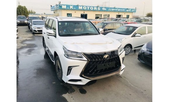 Buy Import Lexus LX White Car in Import - Dubai in Aragatsotn Buy Import Lexus LX White Car in Import - Dubai in Aragatsotn