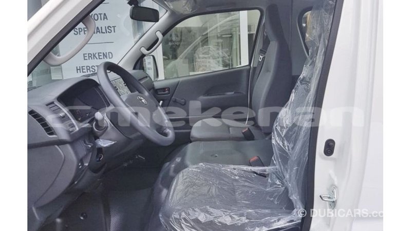 Big with watermark toyota hiace aragatsotn import dubai 3007