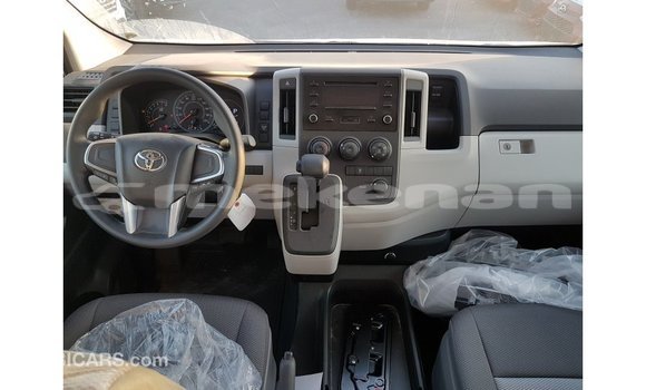 Buy Import Toyota Hiace White Car in Import - Dubai in Aragatsotn Buy Import Toyota Hiace White Car in Import - Dubai in Aragatsotn