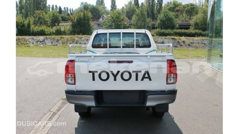 Big with watermark toyota hilux aragatsotn import dubai 3010
