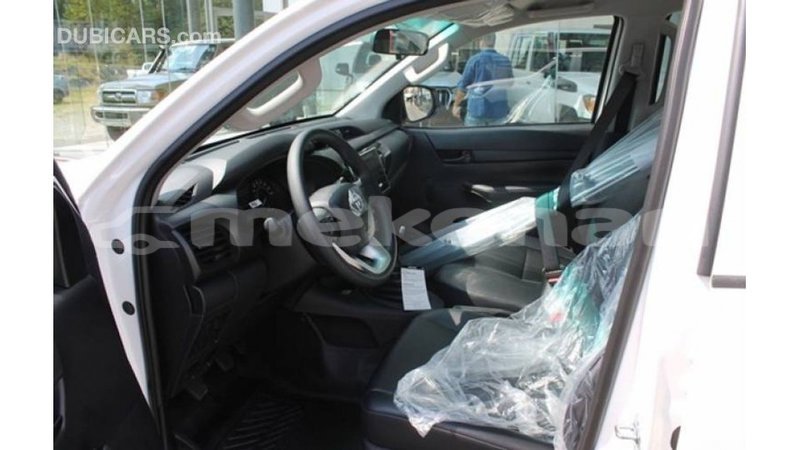 Big with watermark toyota hilux aragatsotn import dubai 3010