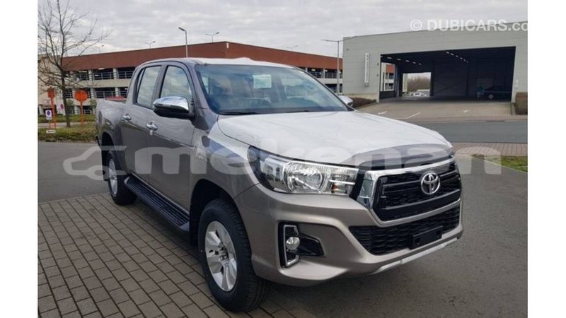 Big with watermark toyota hilux aragatsotn import dubai 3016