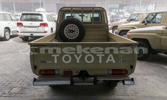 Buy Import Toyota Land Cruiser Beige Car in Import - Dubai in Aragatsotn Buy Import Toyota Land Cruiser Beige Car in Import - Dubai in Aragatsotn
