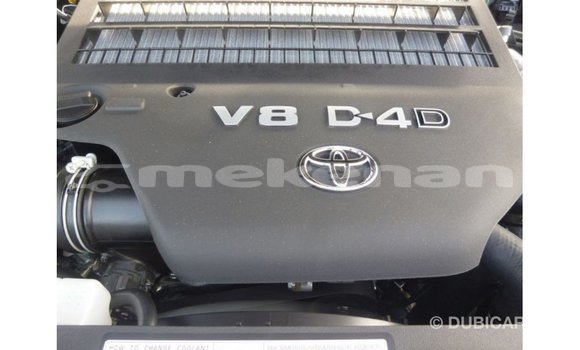 Buy Import Toyota Land Cruiser Other Car in Import - Dubai in Aragatsotn Buy Import Toyota Land Cruiser Other Car in Import - Dubai in Aragatsotn
