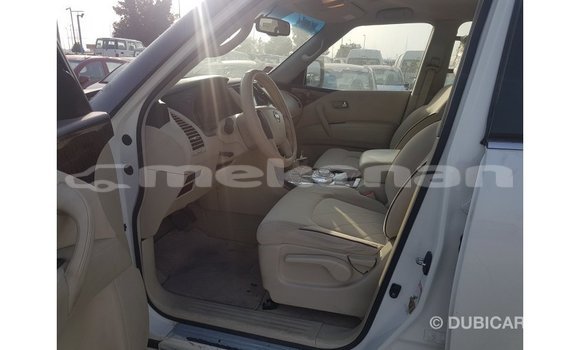 Buy Import Nissan Patrol White Car in Import - Dubai in Aragatsotn Buy Import Nissan Patrol White Car in Import - Dubai in Aragatsotn