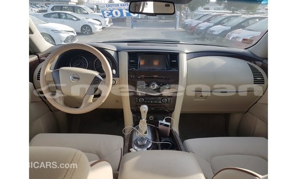 Buy Import Nissan Patrol White Car in Import - Dubai in Aragatsotn Buy Import Nissan Patrol White Car in Import - Dubai in Aragatsotn