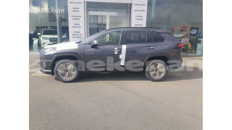 Big with watermark toyota 4runner aragatsotn import dubai 3033