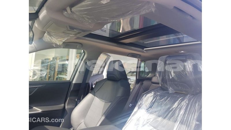 Big with watermark toyota 4runner aragatsotn import dubai 3033