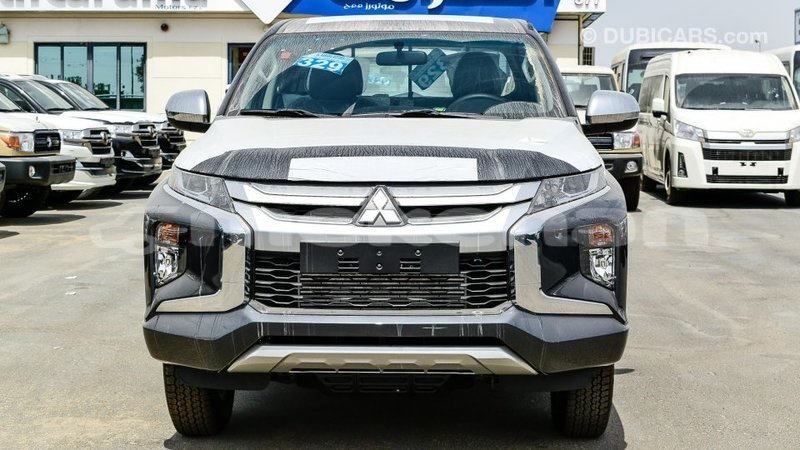 Big with watermark mitsubishi l200 aragatsotn import dubai 3042