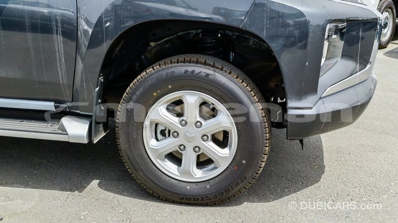 Big with watermark mitsubishi l200 aragatsotn import dubai 3042