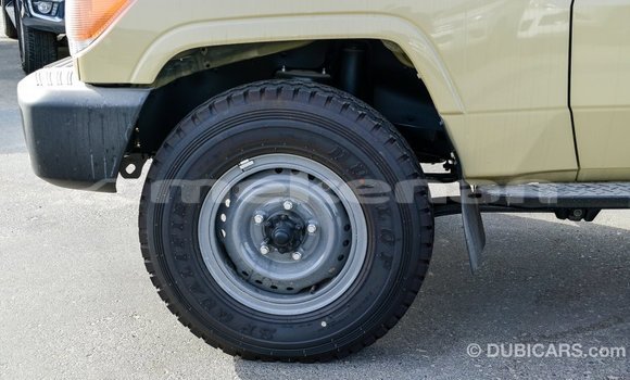 Buy Import Toyota Land Cruiser Beige Car in Import - Dubai in Aragatsotn Buy Import Toyota Land Cruiser Beige Car in Import - Dubai in Aragatsotn