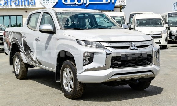 Buy Import Mitsubishi L200 White Car in Import - Dubai in Aragatsotn Buy Import Mitsubishi L200 White Car in Import - Dubai in Aragatsotn