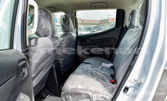 Buy Import Mitsubishi L200 White Car in Import - Dubai in Aragatsotn Buy Import Mitsubishi L200 White Car in Import - Dubai in Aragatsotn