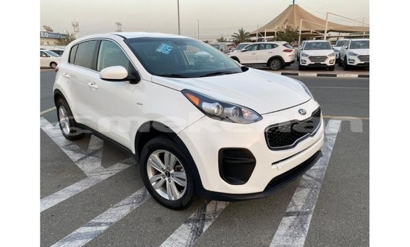 Buy Import Kia Sportage White Car in Import - Dubai in Aragatsotn Buy Import Kia Sportage White Car in Import - Dubai in Aragatsotn