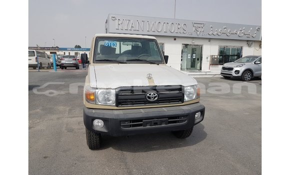 Buy Import Toyota Land Cruiser Beige Car in Import - Dubai in Aragatsotn Buy Import Toyota Land Cruiser Beige Car in Import - Dubai in Aragatsotn