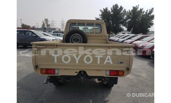 Buy Import Toyota Land Cruiser Beige Car in Import - Dubai in Aragatsotn Buy Import Toyota Land Cruiser Beige Car in Import - Dubai in Aragatsotn