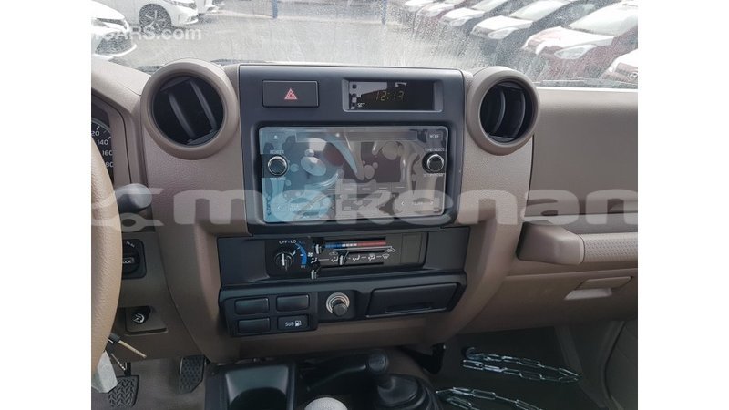 Big with watermark toyota land cruiser aragatsotn import dubai 3050