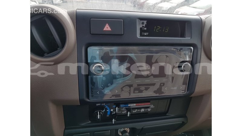 Big with watermark toyota land cruiser aragatsotn import dubai 3050