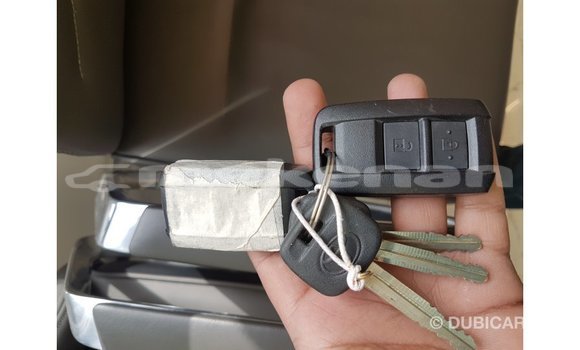 Buy Import Toyota Land Cruiser Beige Car in Import - Dubai in Aragatsotn Buy Import Toyota Land Cruiser Beige Car in Import - Dubai in Aragatsotn