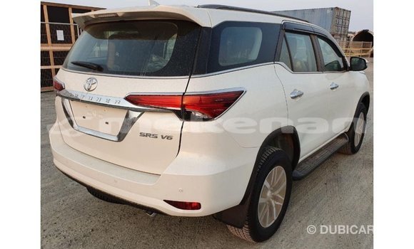 Buy Import Toyota Fortuner White Car in Import - Dubai in Aragatsotn Buy Import Toyota Fortuner White Car in Import - Dubai in Aragatsotn