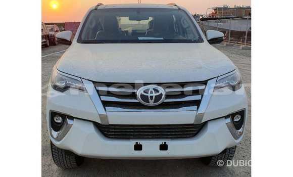 Buy Import Toyota Fortuner White Car in Import - Dubai in Aragatsotn Buy Import Toyota Fortuner White Car in Import - Dubai in Aragatsotn