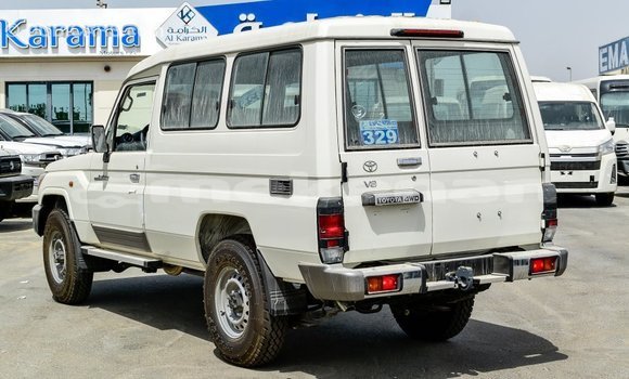 Buy Import Toyota Land Cruiser White Car in Import - Dubai in Aragatsotn Buy Import Toyota Land Cruiser White Car in Import - Dubai in Aragatsotn