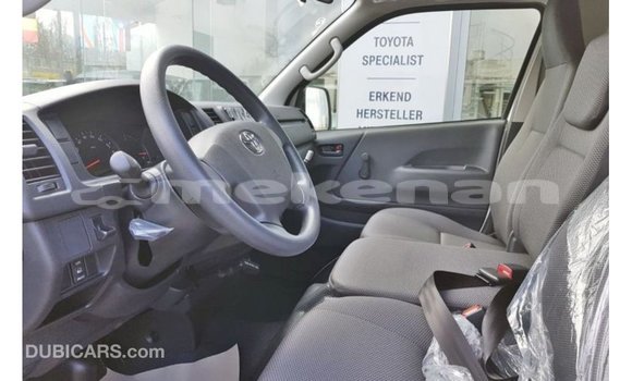 Buy Import Toyota Hiace White Car in Import - Dubai in Aragatsotn Buy Import Toyota Hiace White Car in Import - Dubai in Aragatsotn