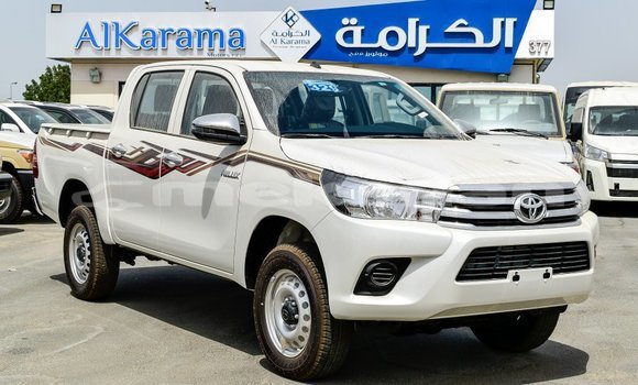 Buy Import Toyota Hilux White Car in Import - Dubai in Aragatsotn Buy Import Toyota Hilux White Car in Import - Dubai in Aragatsotn