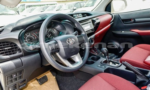 Buy Import Toyota Hilux White Car in Import - Dubai in Aragatsotn Buy Import Toyota Hilux White Car in Import - Dubai in Aragatsotn