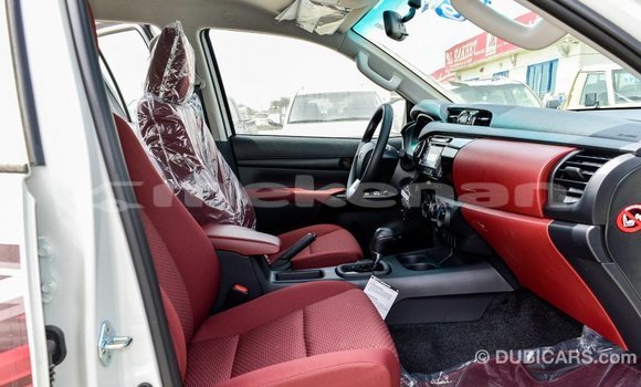 Buy Import Toyota Hilux White Car in Import - Dubai in Aragatsotn Buy Import Toyota Hilux White Car in Import - Dubai in Aragatsotn