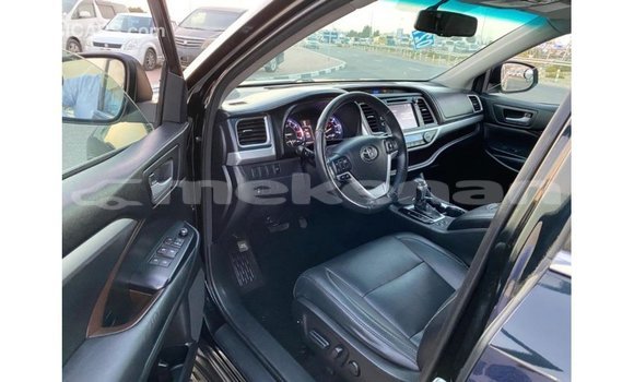 Buy Import Toyota Highlander Black Car in Import - Dubai in Aragatsotn Buy Import Toyota Highlander Black Car in Import - Dubai in Aragatsotn