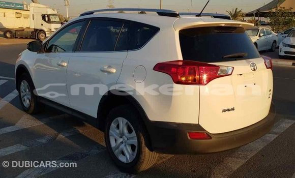 Buy Import Toyota RAV4 White Car in Import - Dubai in Aragatsotn Buy Import Toyota RAV4 White Car in Import - Dubai in Aragatsotn