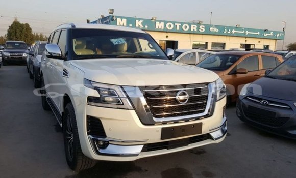 Buy Import Nissan Patrol White Car in Import - Dubai in Aragatsotn Buy Import Nissan Patrol White Car in Import - Dubai in Aragatsotn