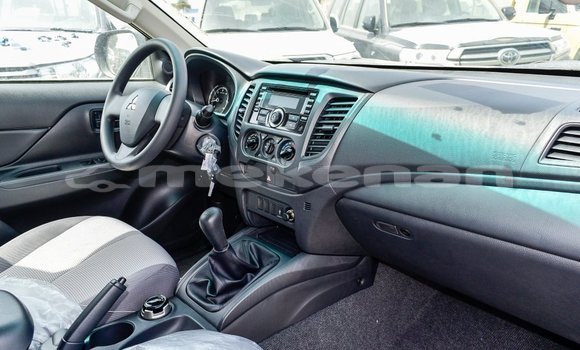 Buy Import Mitsubishi L200 Black Car in Import - Dubai in Aragatsotn Buy Import Mitsubishi L200 Black Car in Import - Dubai in Aragatsotn