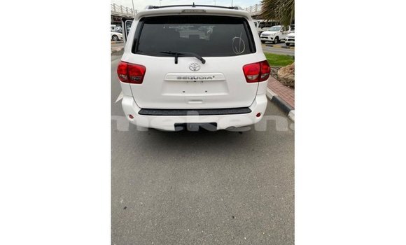 Buy Import Toyota Sequoia White Car in Import - Dubai in Aragatsotn Buy Import Toyota Sequoia White Car in Import - Dubai in Aragatsotn