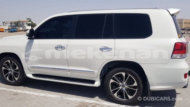 Big with watermark toyota land cruiser aragatsotn import dubai 3085