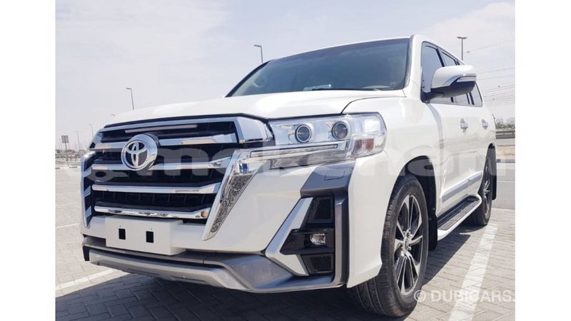 Big with watermark toyota land cruiser aragatsotn import dubai 3085