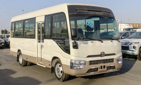 Buy Import Toyota Coaster White Car in Import - Dubai in Aragatsotn Buy Import Toyota Coaster White Car in Import - Dubai in Aragatsotn